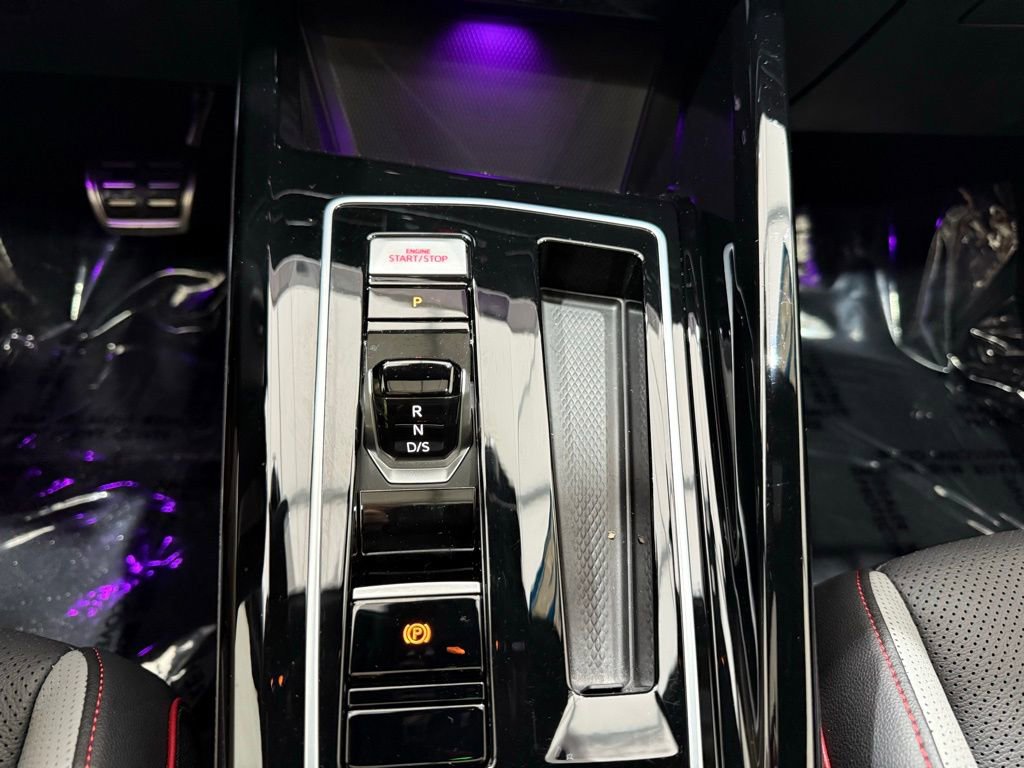 Used 2024 Volkswagen GTI Autobahn image 36