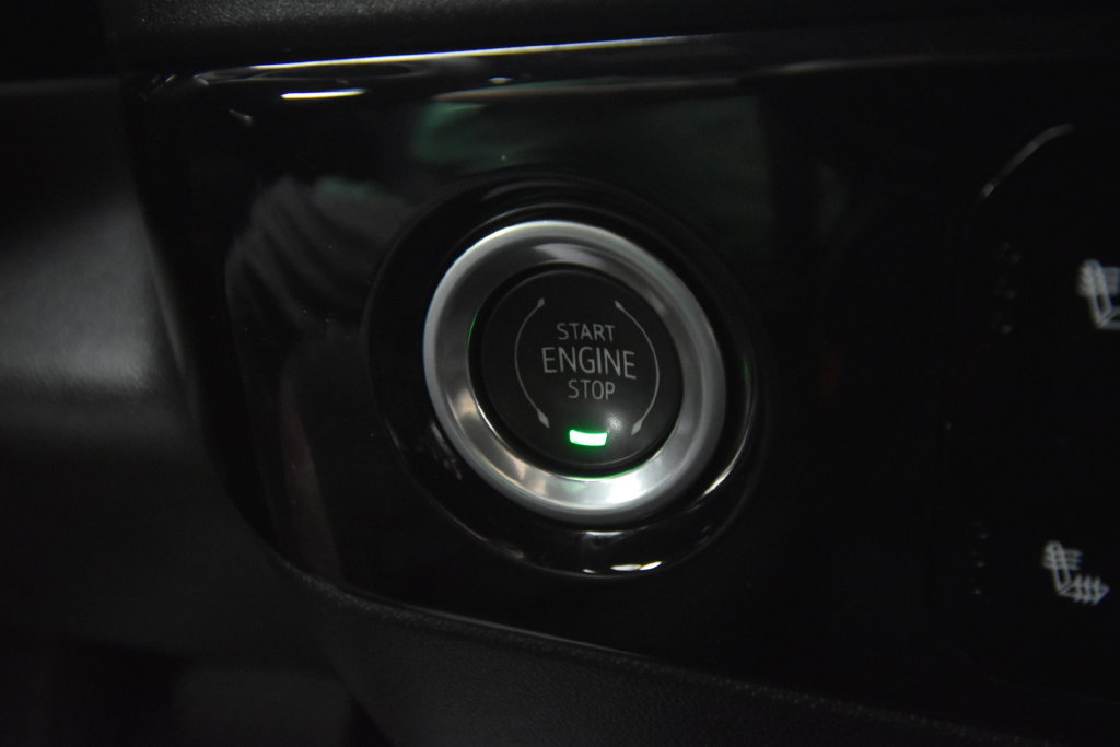 Used 2023 Chevrolet Silverado 1500 LT AWD/4WD image 28