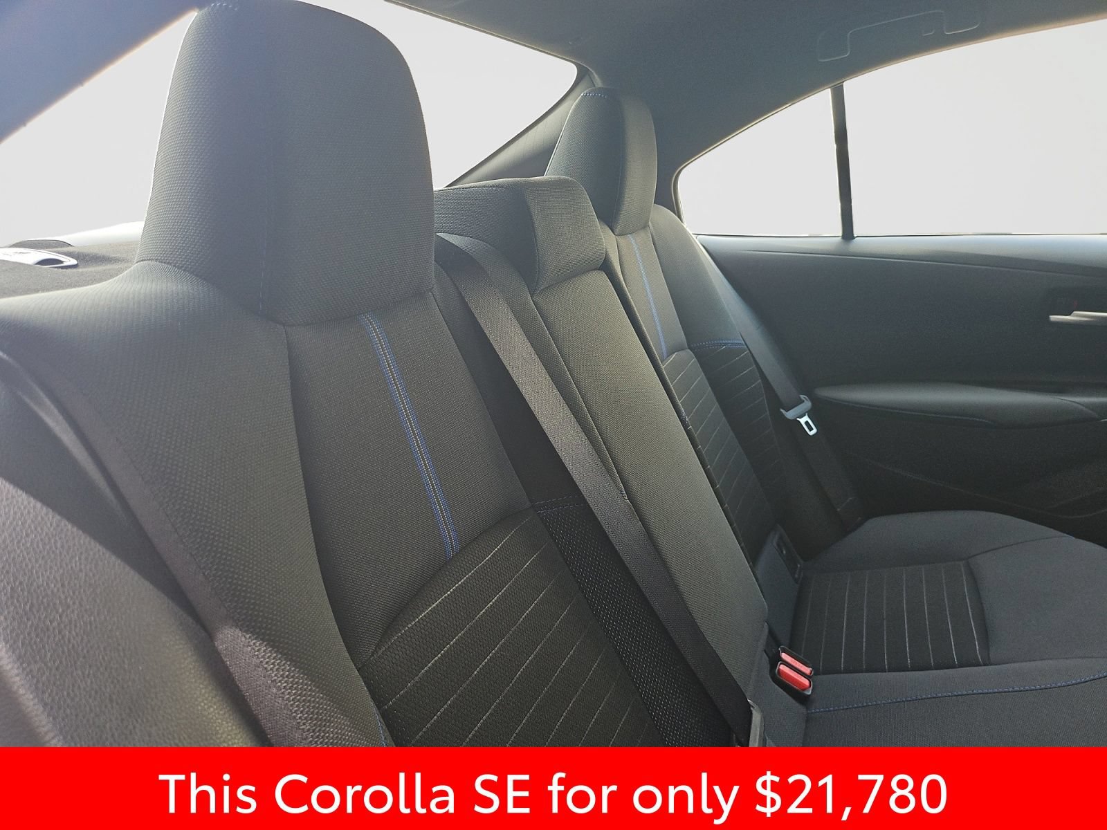 Used 2022 Toyota Corolla SE FWD image 45