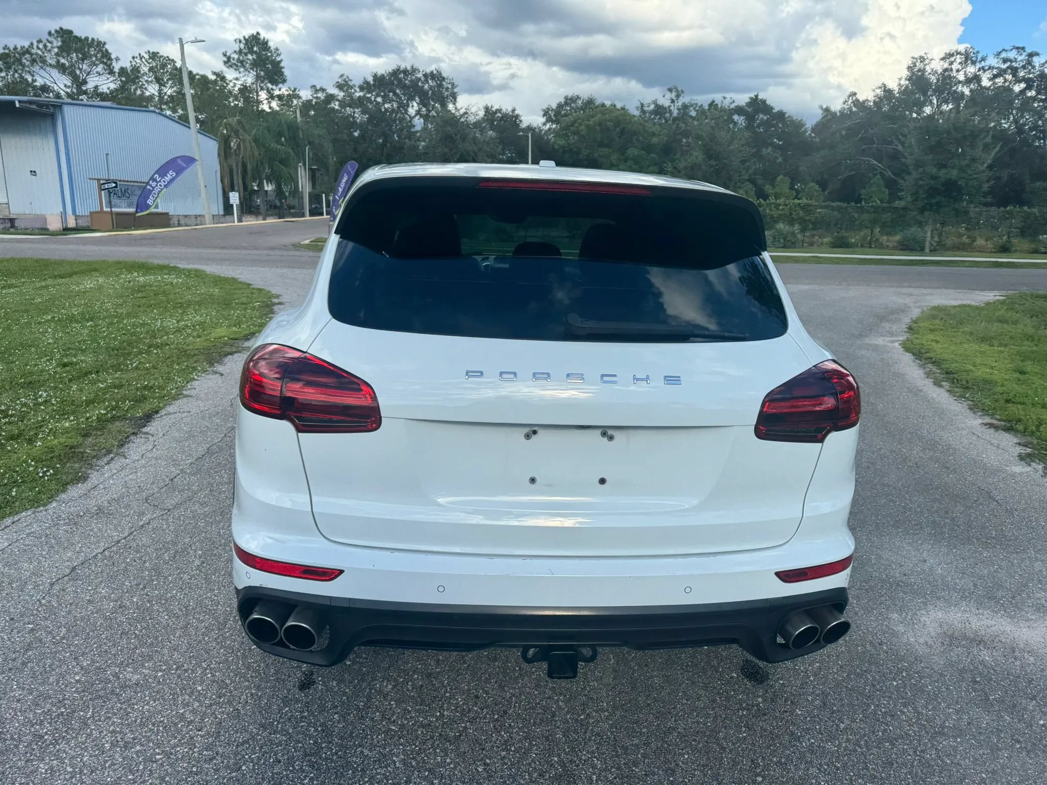 Used 2015 Porsche Cayenne S AWD/4WD image 8