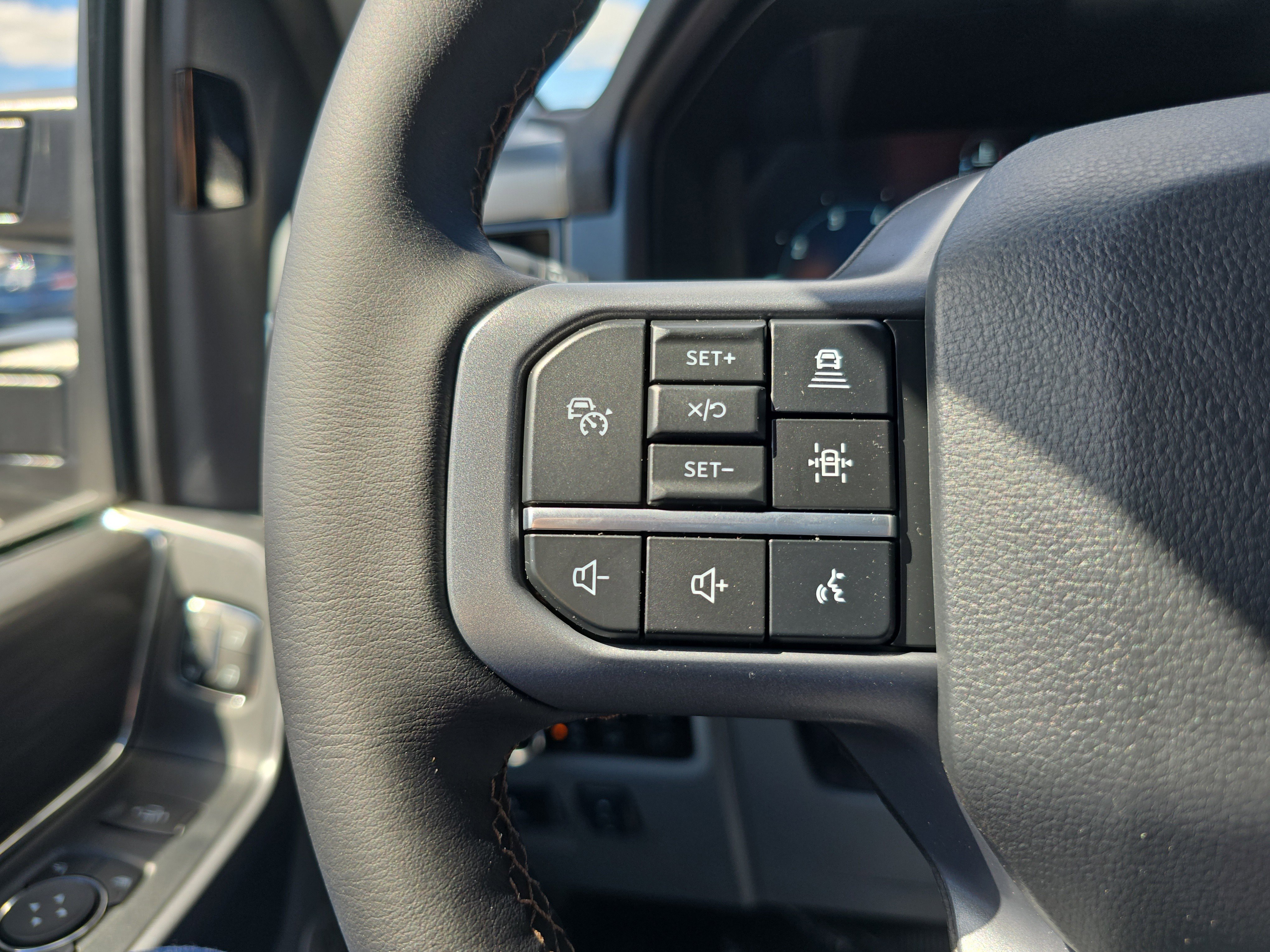 New 2025 Ford F150 Lariat image 23