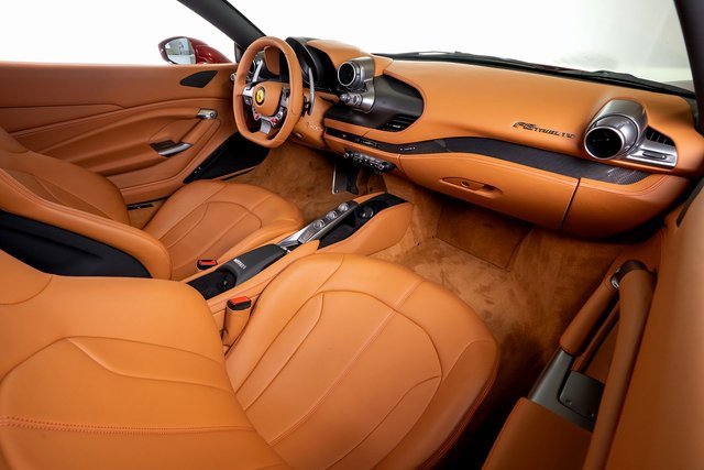 Used 2022 Ferrari F8 Tributo image 45