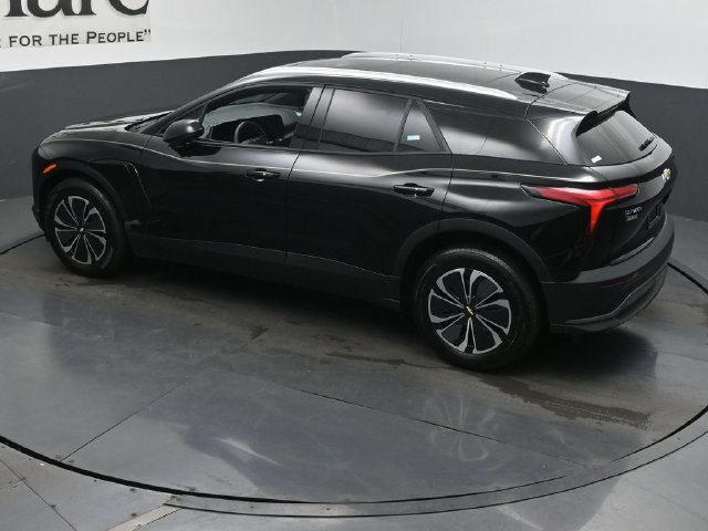 Used 2024 Chevrolet Blazer EV LT AWD/4WD image 46