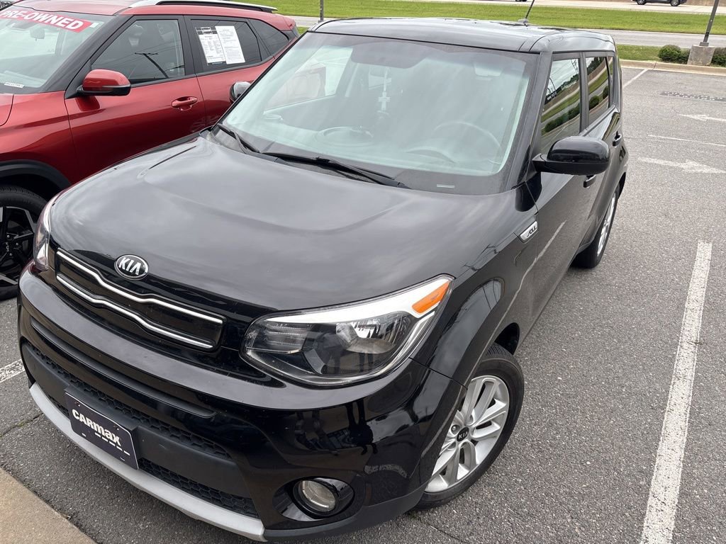 Used 2019 Kia Soul + FWD image 2
