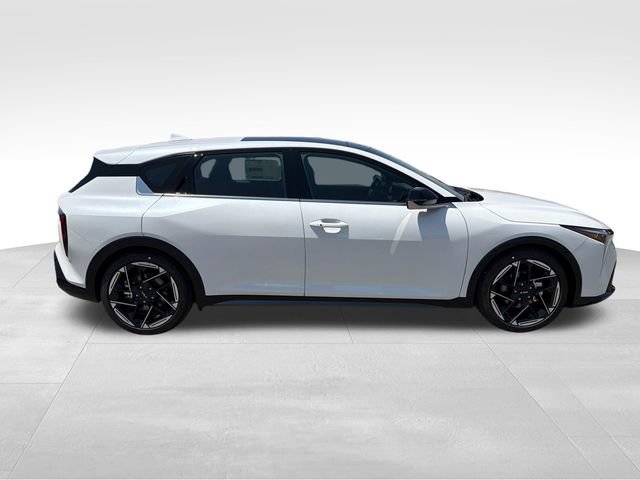 New 2026 Kia K4 GT-Line w/ GT-Line Premium Package FWD image 8