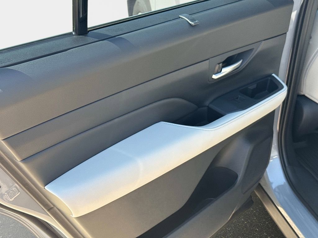 New 2026 Toyota Grand Highlander AWD Hybrid image 11