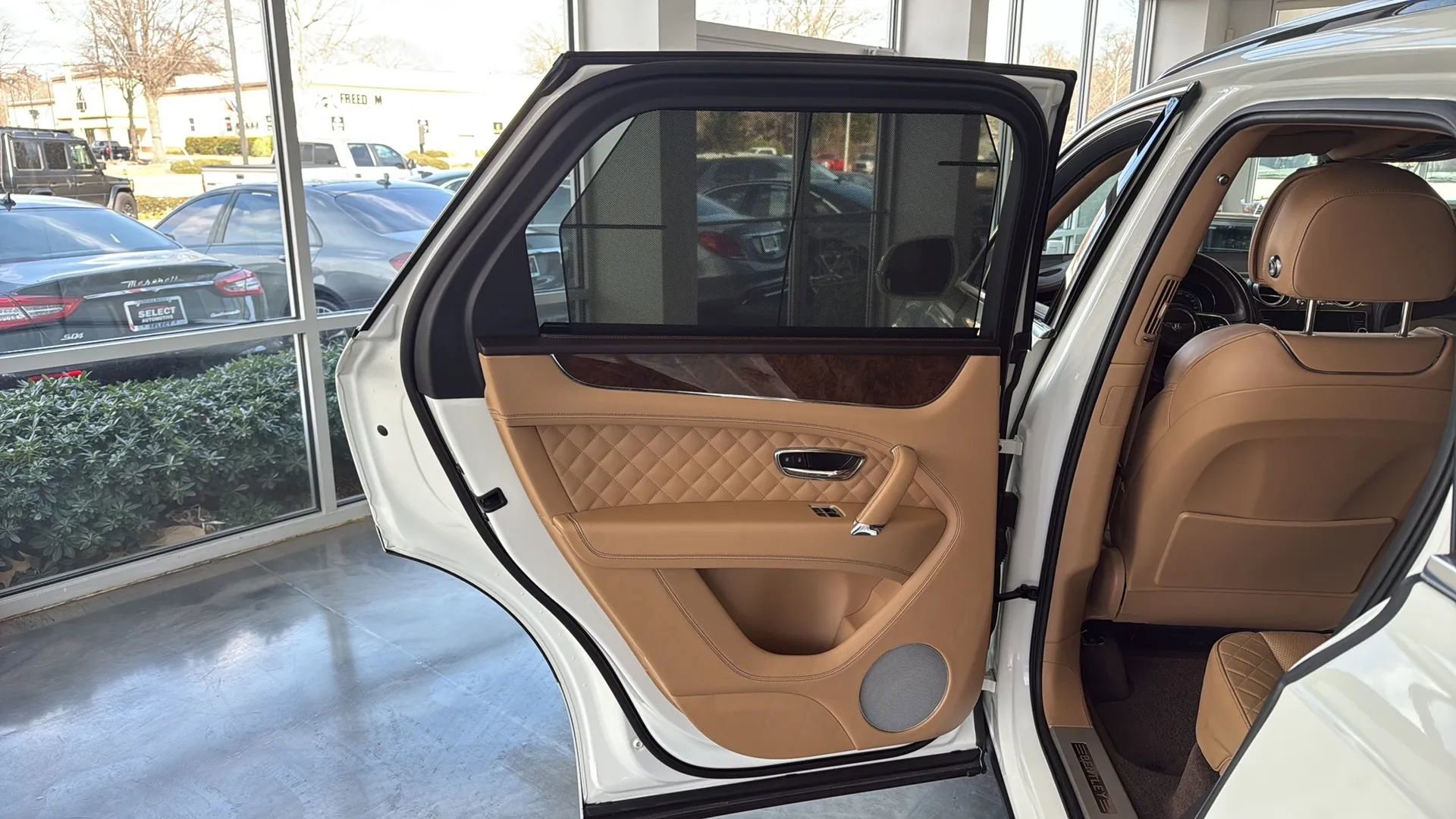 Used 2017 Bentley Bentayga W12 Sport Utility 4D image 13