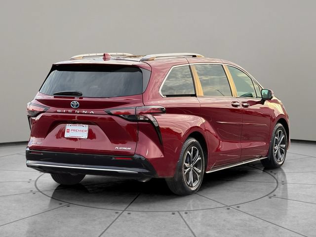 Certified 2025 Toyota Sienna Platinum AWD/4WD image 6