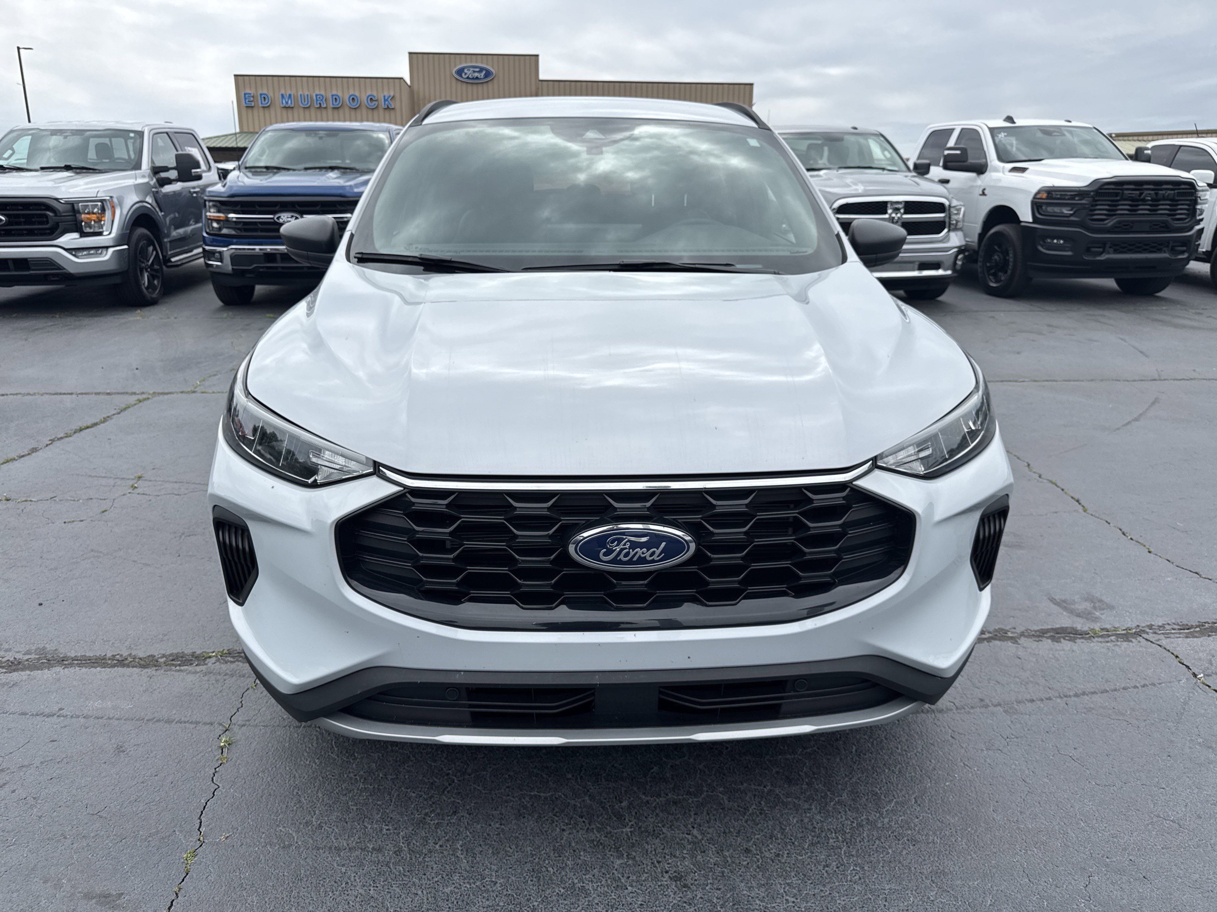 Certified 2025 Ford Escape ST-Line w/ Tech Pack #1 FWD image 3