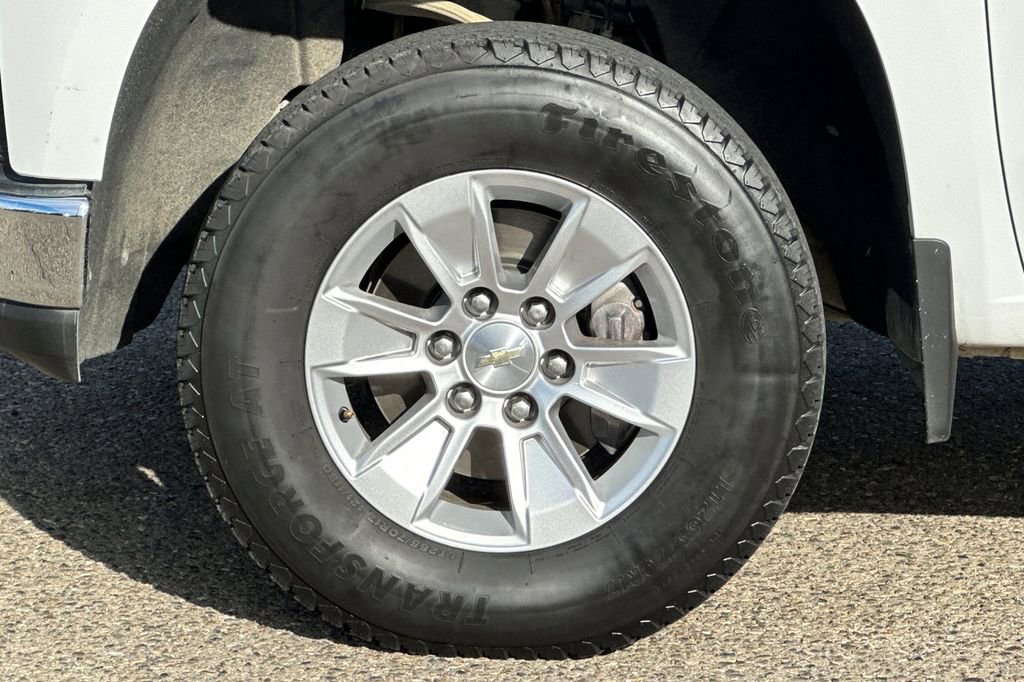 Used 2021 Chevrolet Silverado 1500 LT image 25