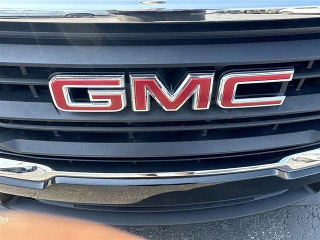 Certified 2023 GMC Terrain SLE w/ Driver Convenience Package image 29