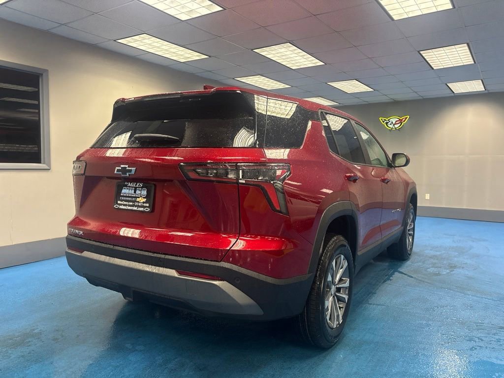 New 2026 Chevrolet Equinox LT FWD image 2