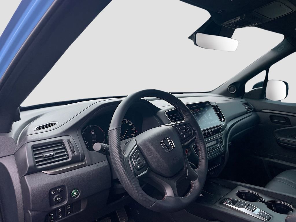 Used 2025 Honda Ridgeline TrailSport+ image 11
