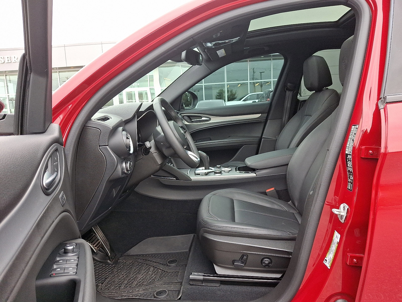 Used 2024 Alfa Romeo Stelvio Ti image 14