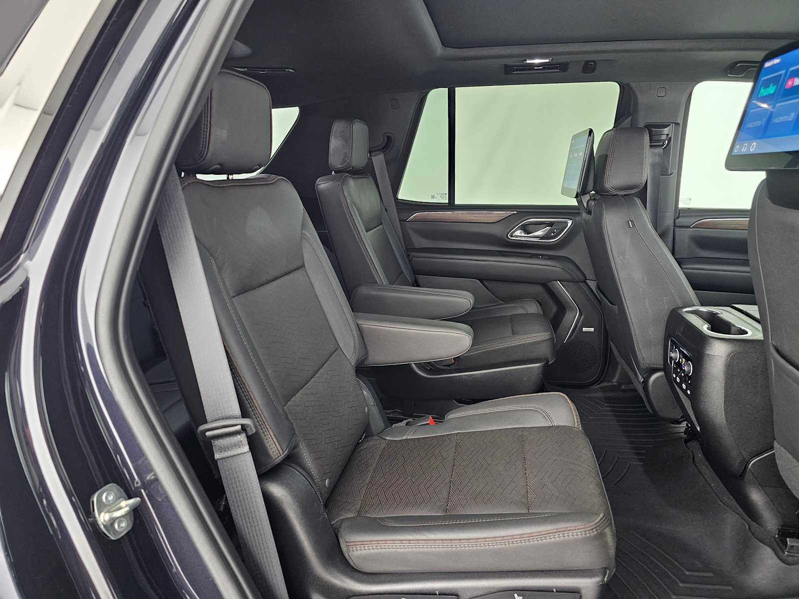 Used 2023 Chevrolet Tahoe High Country w/ Advanced Technology Package image 12