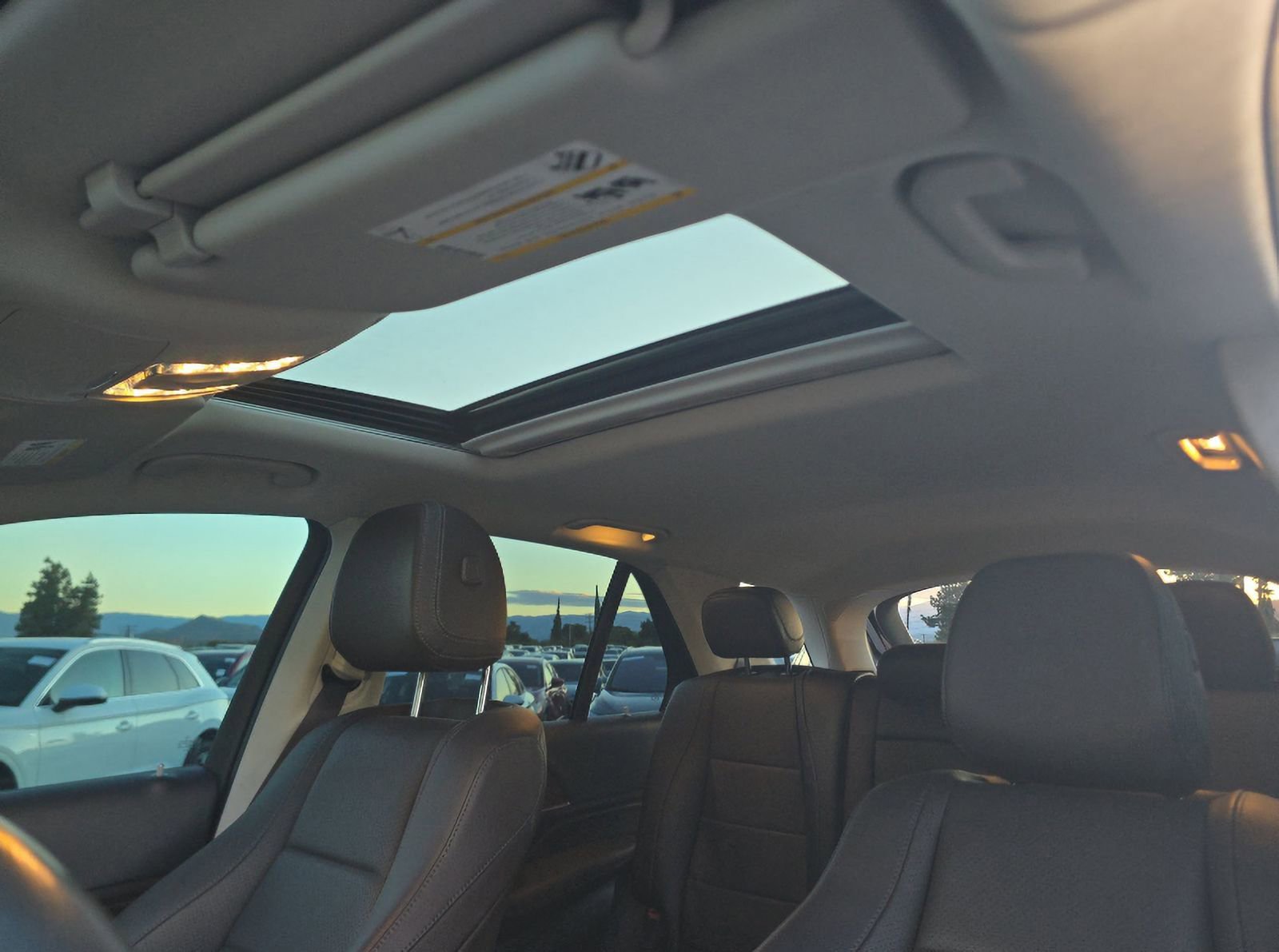 Used 2020 Mercedes-Benz GLE 350 4MATIC w/ 3rd Row Seat Package image 9