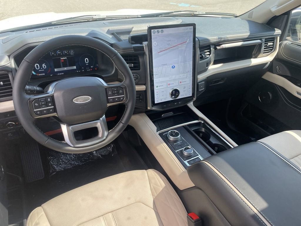 New 2024 Ford Expedition Max Platinum image 5