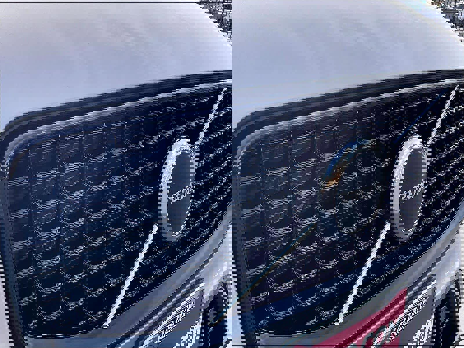 Used 2025 Volvo XC60 B5 Core image 33