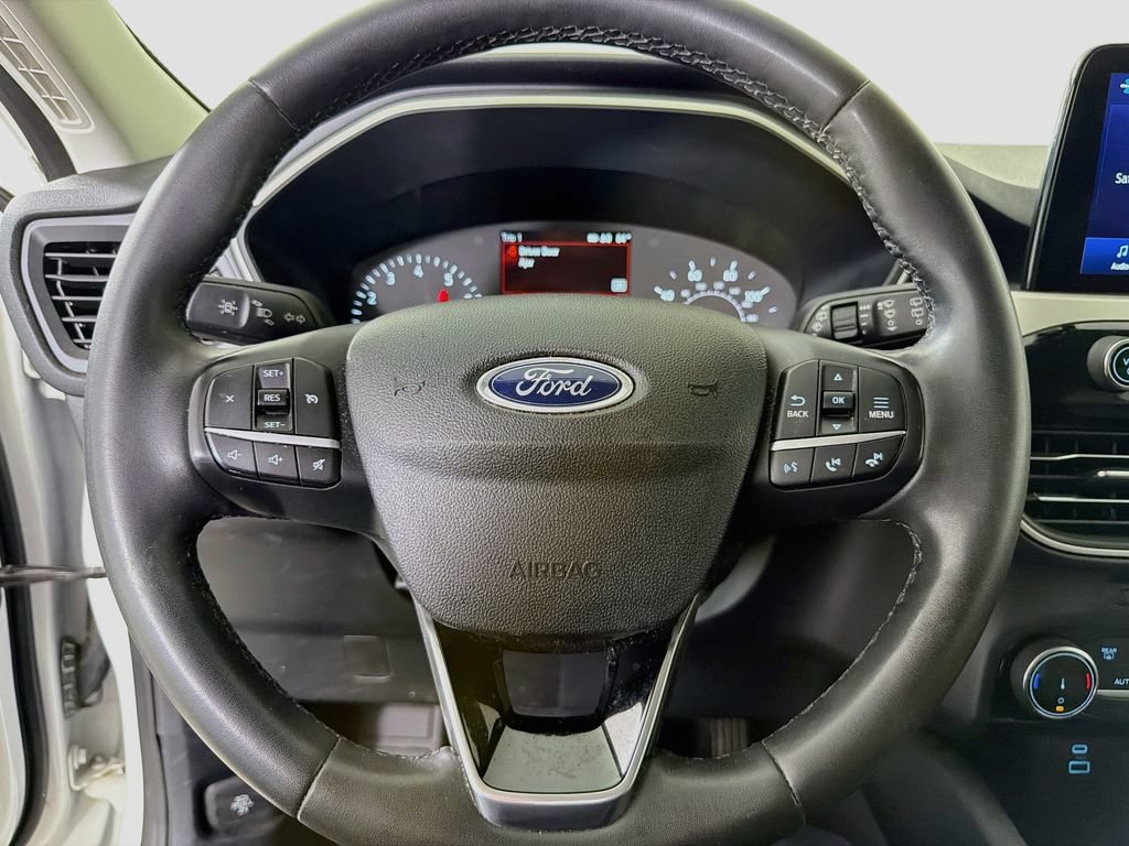 Used 2022 Ford Escape SE FWD image 15