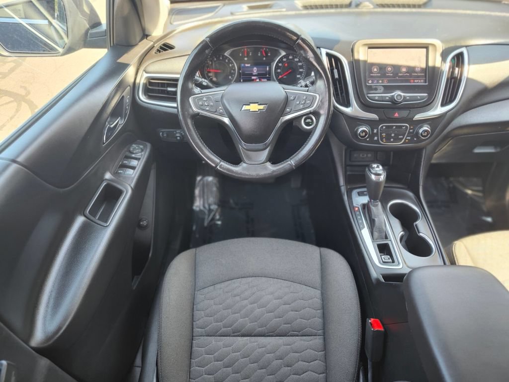 Used 2020 Chevrolet Equinox LT w/ Driver Convenience Package AWD/4WD image 11