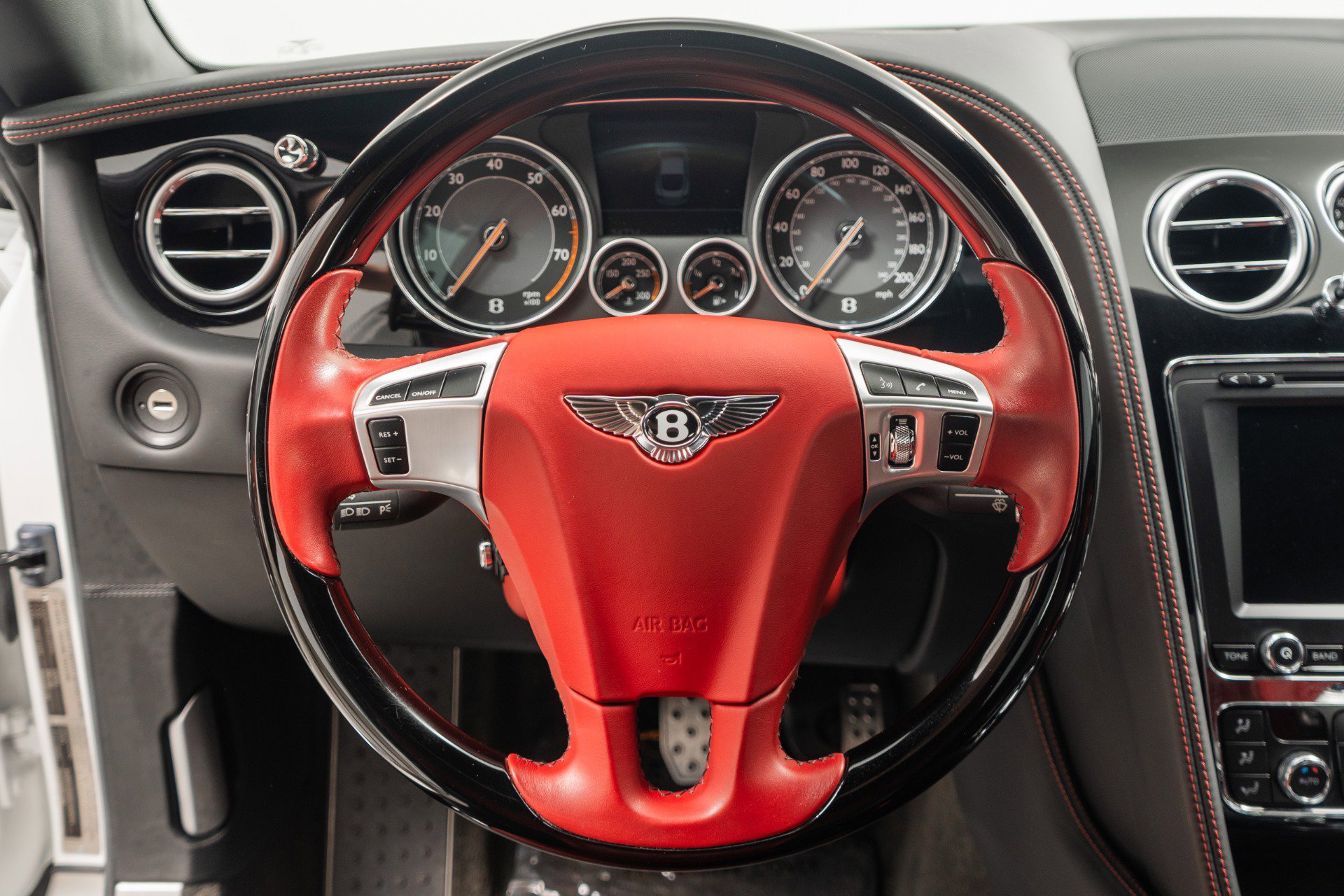 Used 2015 Bentley Continental GT V8 S image 15