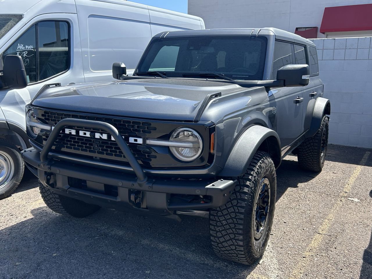 Used 2023 Ford Bronco Wildtrak AWD/4WD image 2