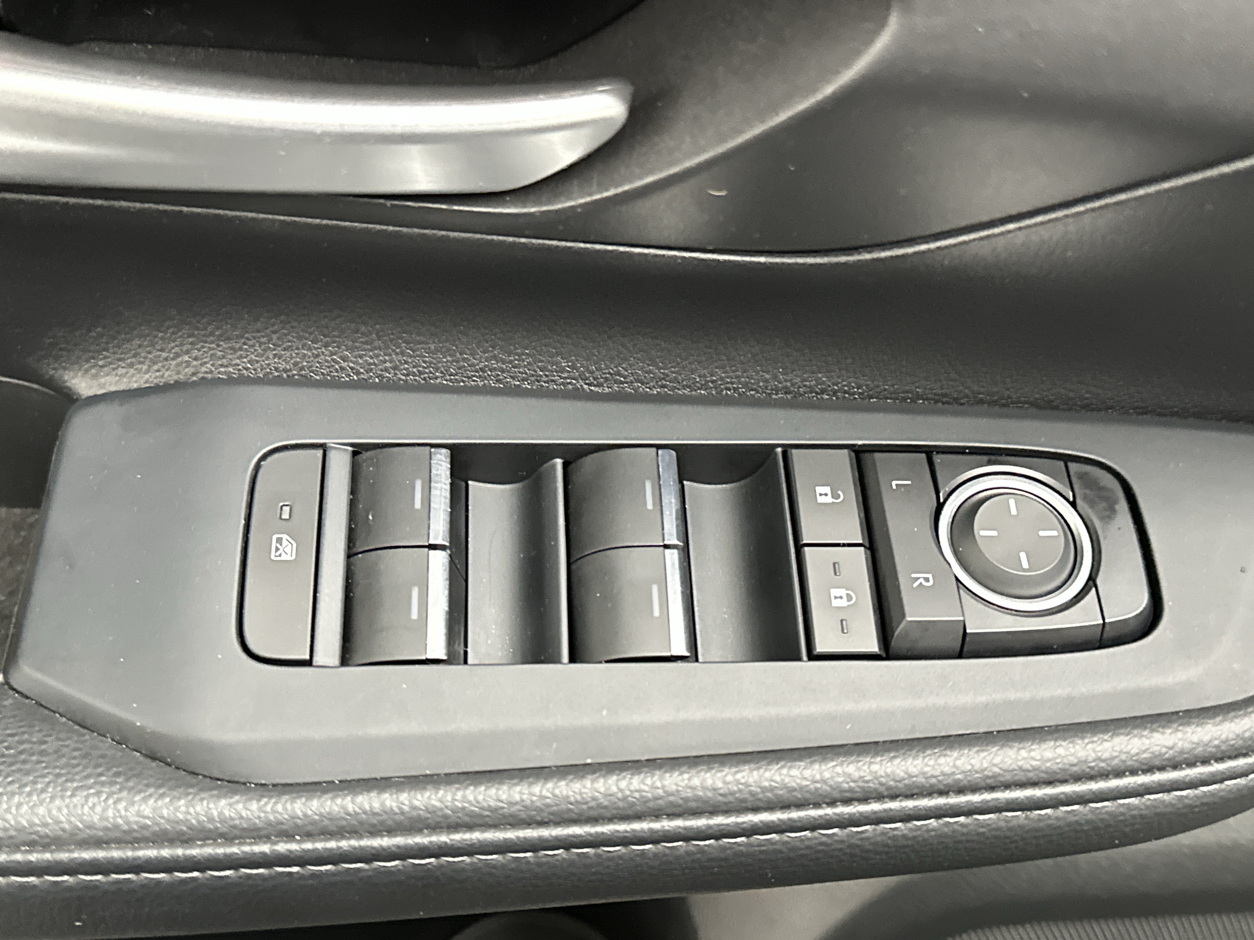 Used 2025 Toyota Grand Highlander AWD image 20