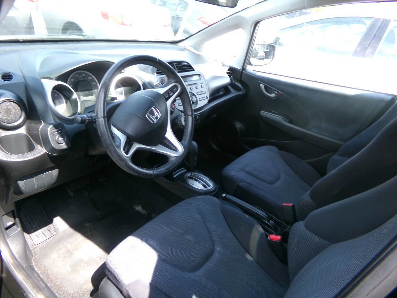 Used 2010 Honda Fit Sport image 11