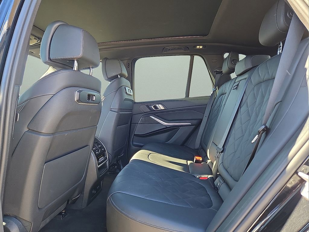 Used 2024 BMW X5 xDrive40i image 16