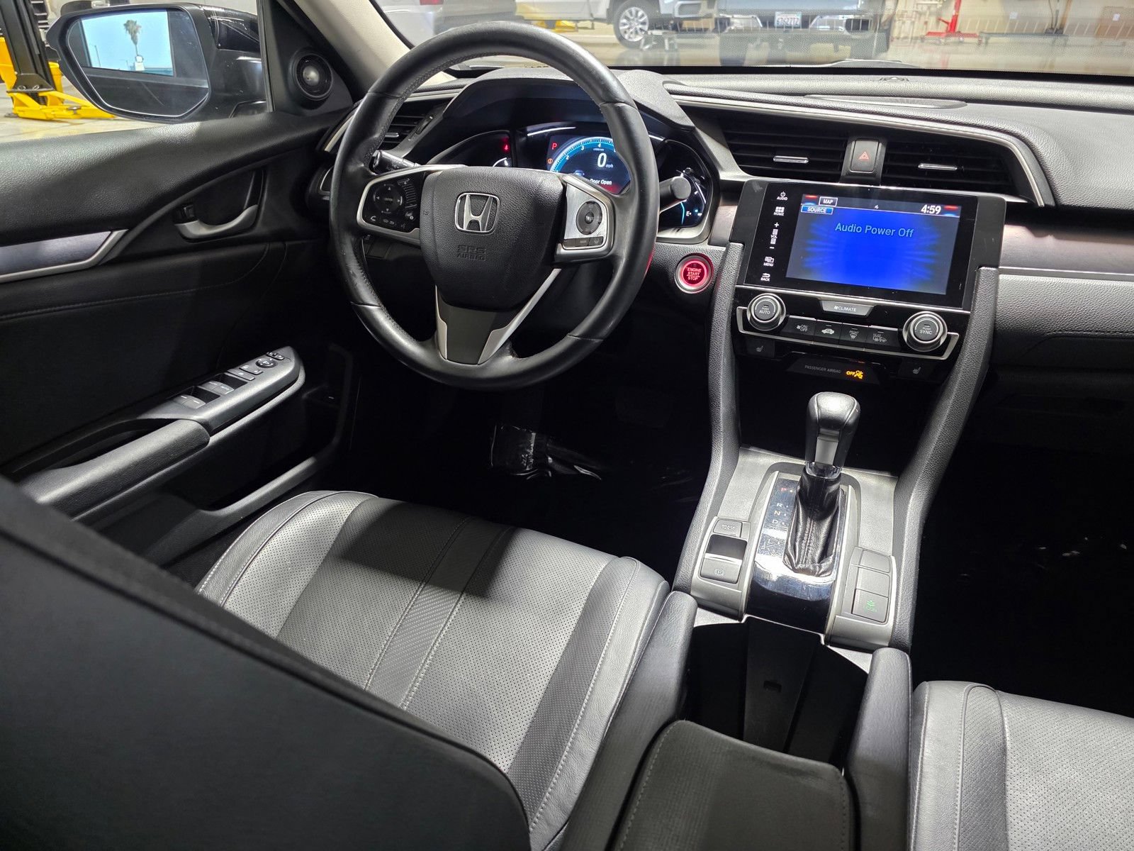 Used 2016 Honda Civic Touring image 19