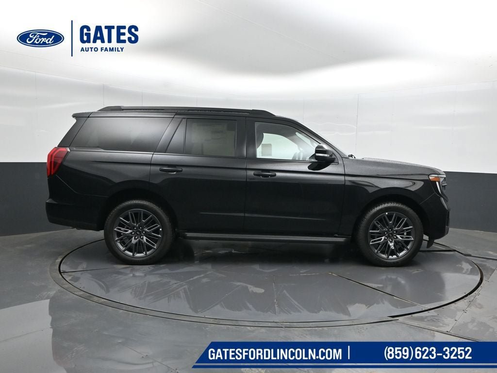 New 2026 Ford Expedition Platinum w/ Stealth Appearance Package AWD/4WD image 3