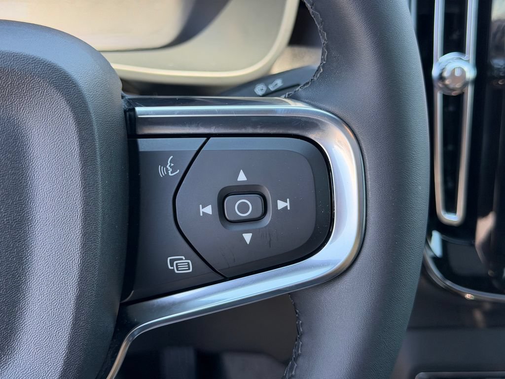 Certified 2023 Volvo C40 P8 Recharge Ultimate AWD/4WD image 27
