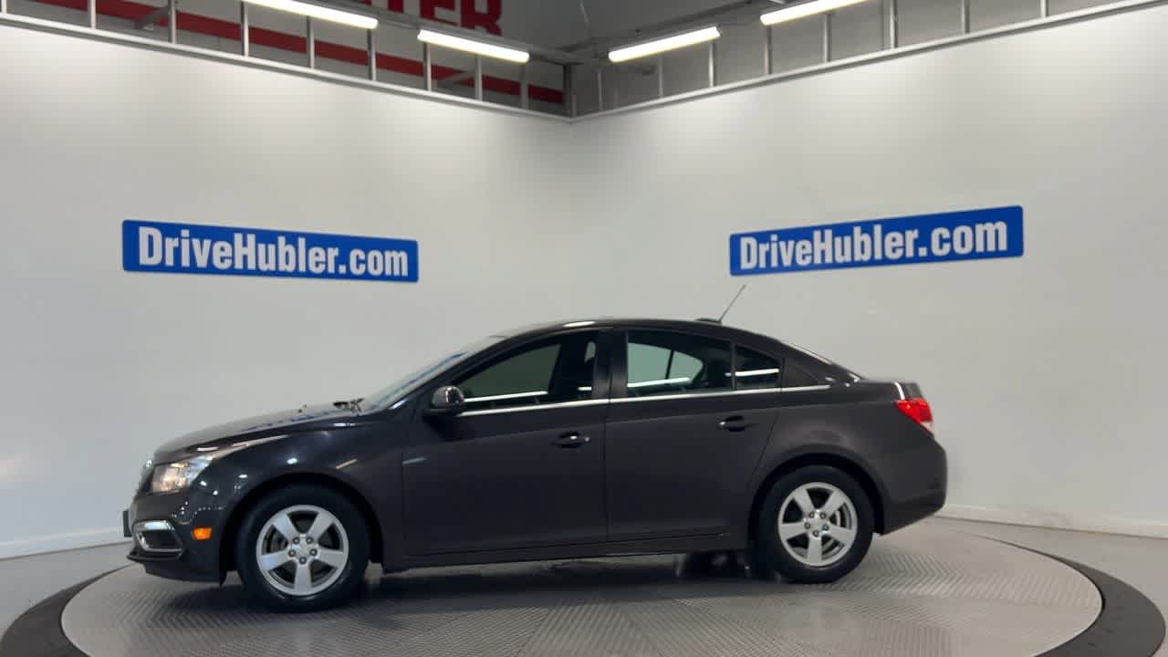 Used 2016 Chevrolet Cruze LT w/ Sun And Sound Package FWD image 7