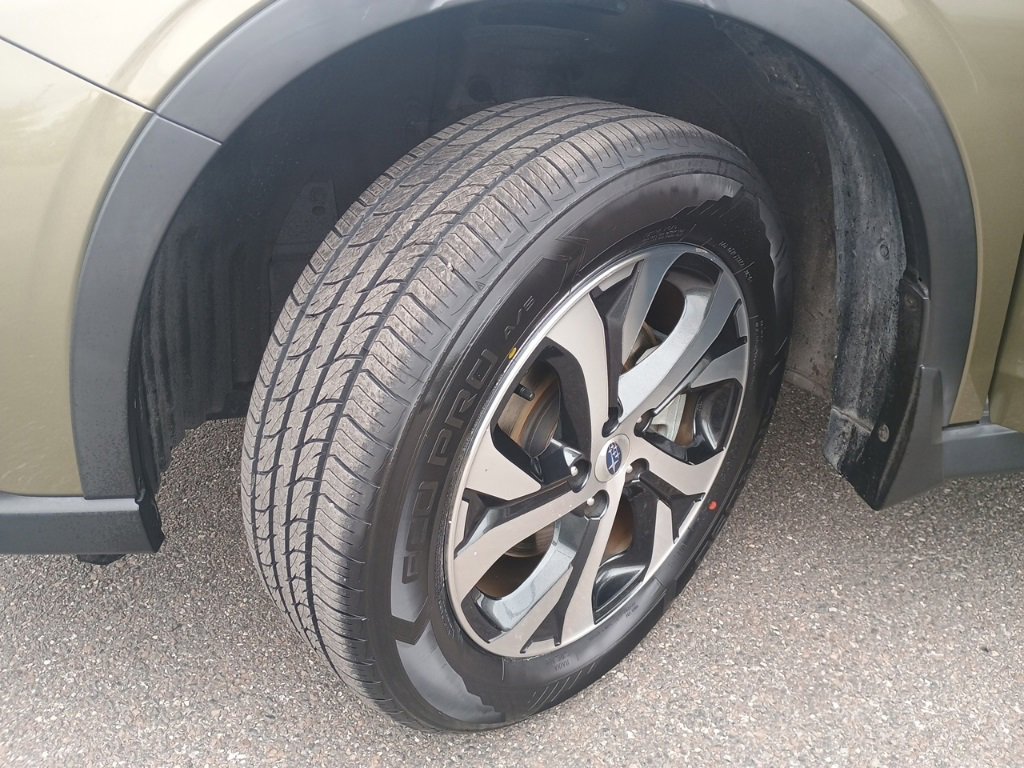 Certified 2022 Subaru Outback Limited w/ Popular Package #2 image 9