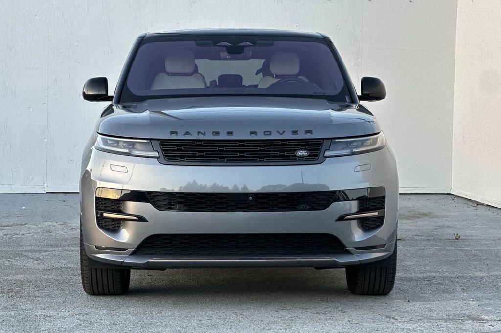 Used 2023 Land Rover Range Rover Sport SE Dynamic image 8