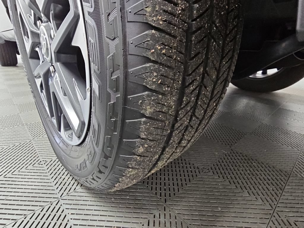 Used 2024 Toyota Tundra Limited AWD/4WD image 48