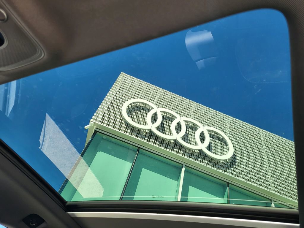 Used 2025 Audi Q7 3.0T Premium w/ Convenience Package image 23