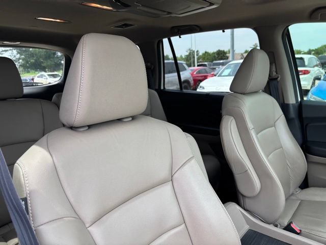 Used 2021 Honda Pilot Touring image 24