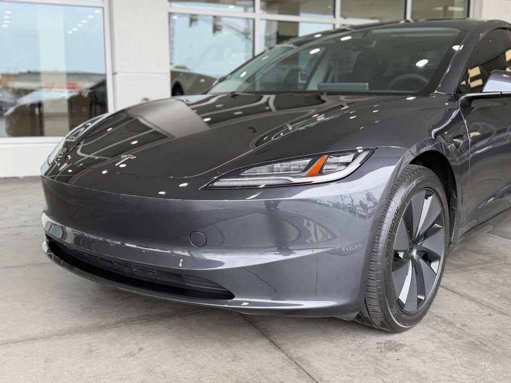 Used 2024 Tesla Model 3 Standard Range RWD image 3