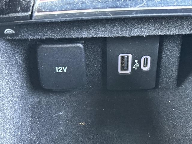 Used 2022 Lincoln Corsair FWD image 22