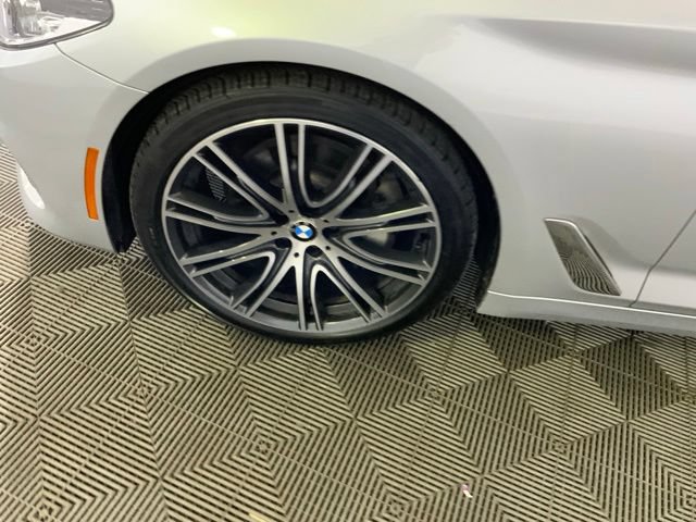 Used 2017 BMW 540i xDrive AWD/4WD image 39
