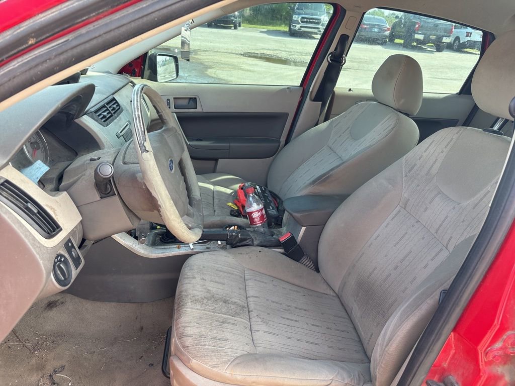 Used 2008 Ford Focus Sedan image 9