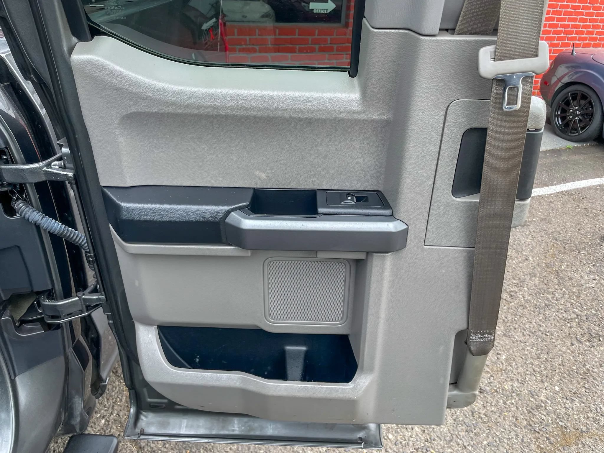 Used 2018 Ford F150 XLT AWD/4WD image 30