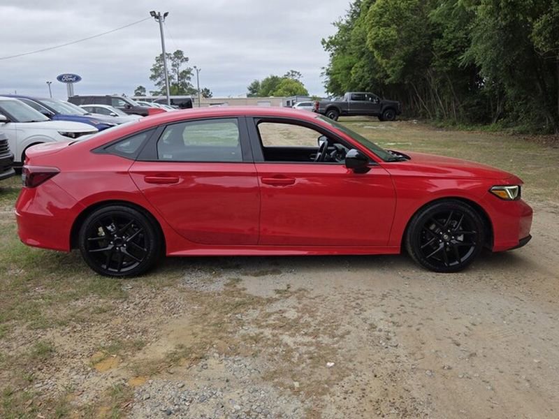 Used 2025 Honda Civic Sport image 14