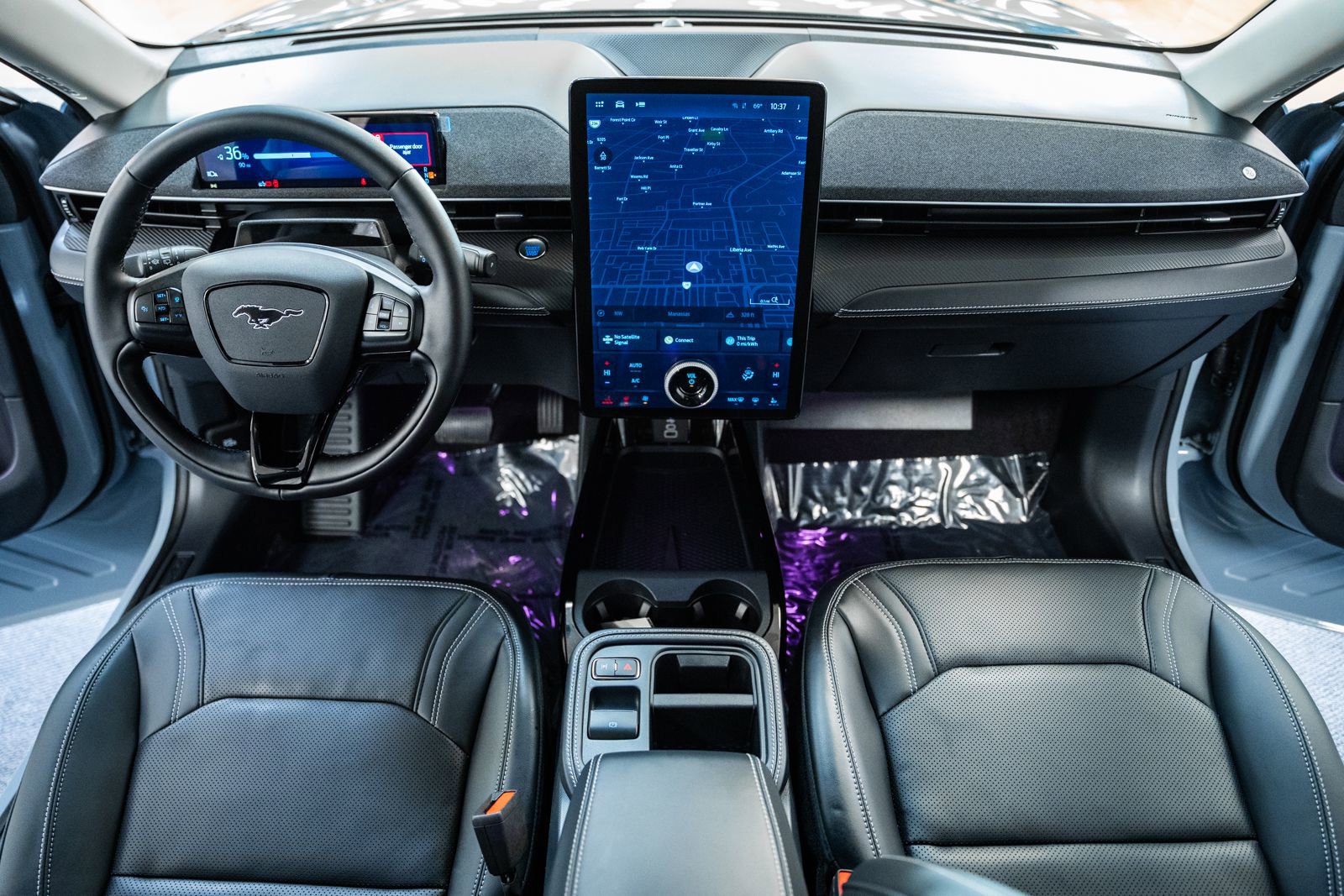 Certified 2025 Ford Mustang Mach-E Premium image 23