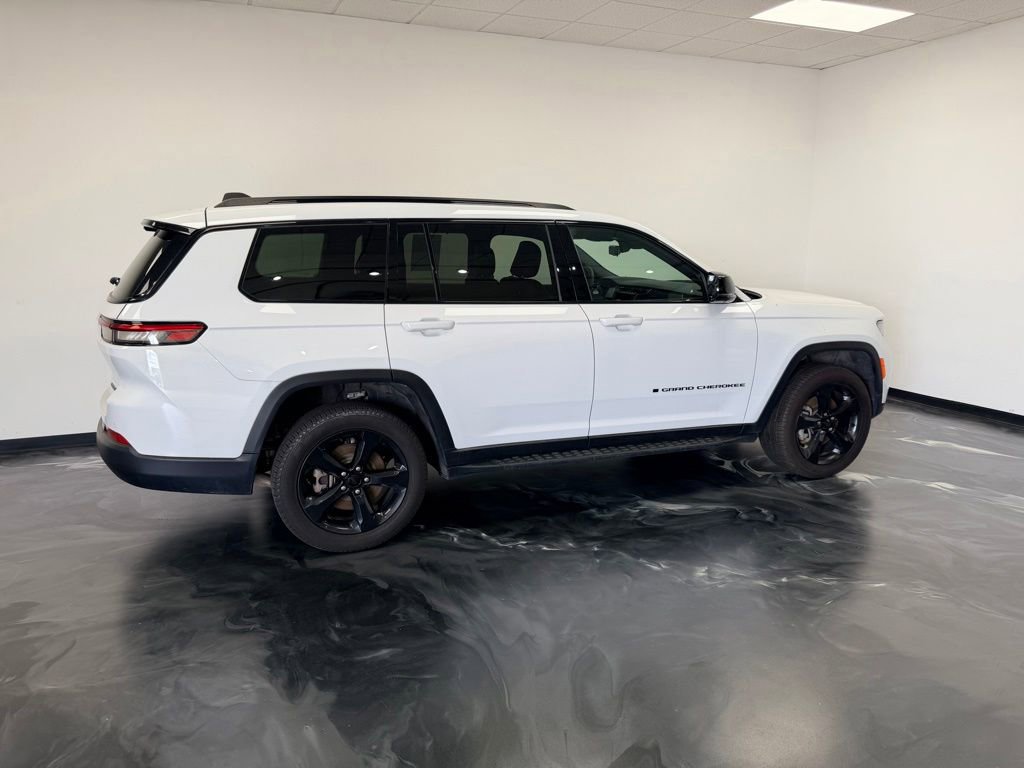 Used 2024 Jeep Grand Cherokee L Limited w/ Luxury Tech Group II AWD/4WD image 9