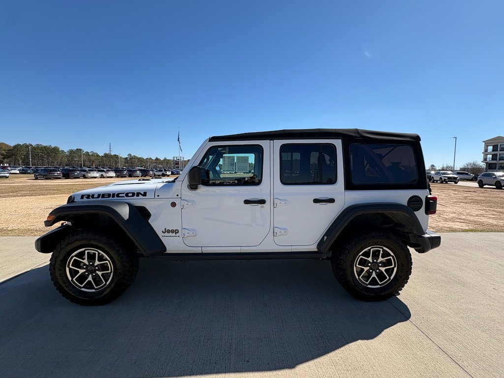 Used 2024 Jeep Wrangler Unlimited Rubicon w/ Convenience Group image 5