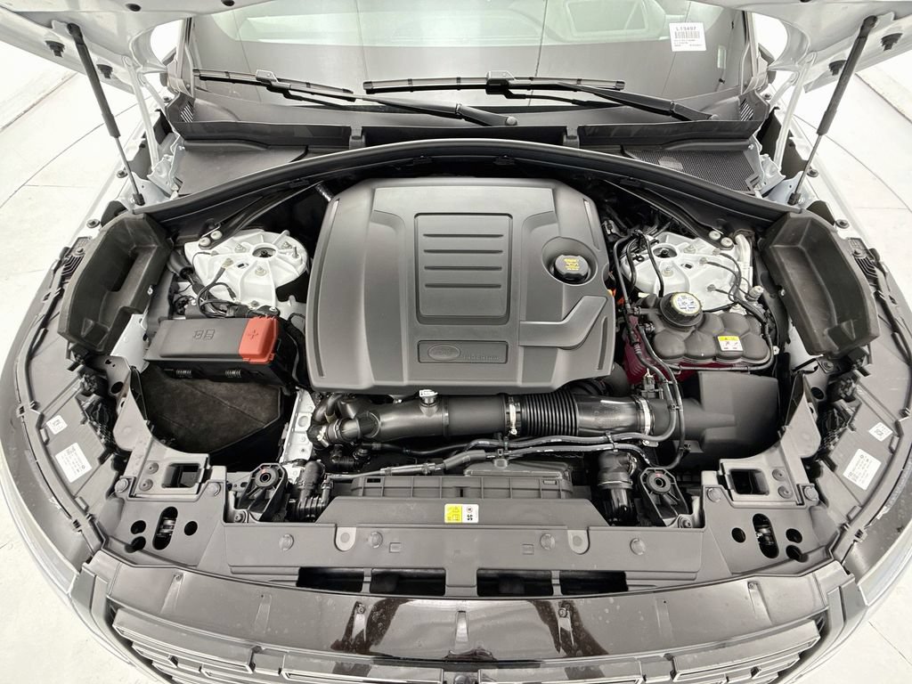 New 2026 Land Rover Range Rover Velar Belgravia AWD/4WD image 29