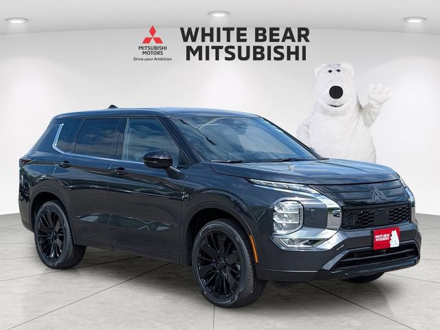 New 2026 Mitsubishi Outlander LE