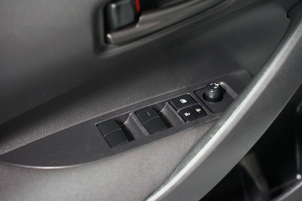 Certified 2024 Toyota Corolla LE image 28